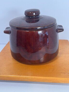 Vintage 1950's West Bend dark brown glazed stoneware bean pot